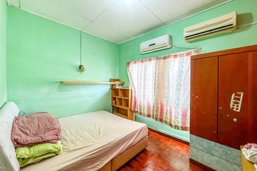 Bandar Tun Hussein Onn