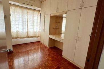 Bayu Tasik Condominium