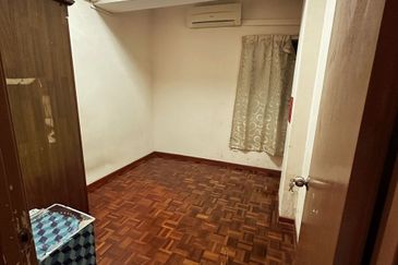 Bayu Tasik Condominium