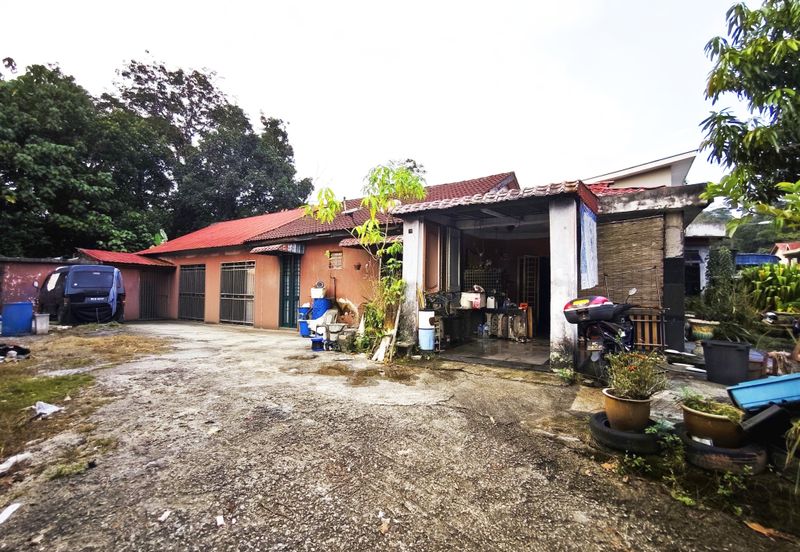 Jalan Felcra Semungkis Batu 14