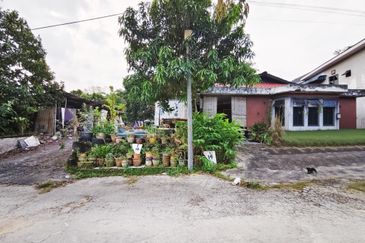 Jalan Felcra Semungkis Batu 14