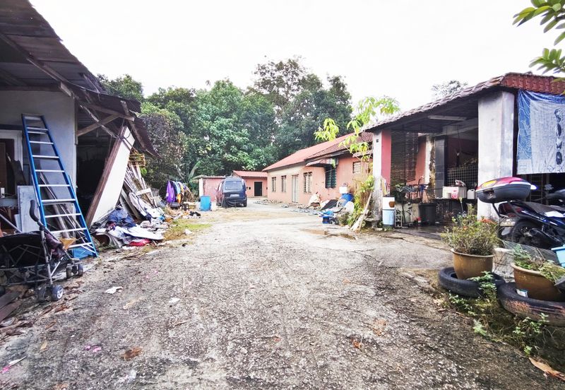 Jalan Felcra Semungkis Batu 14