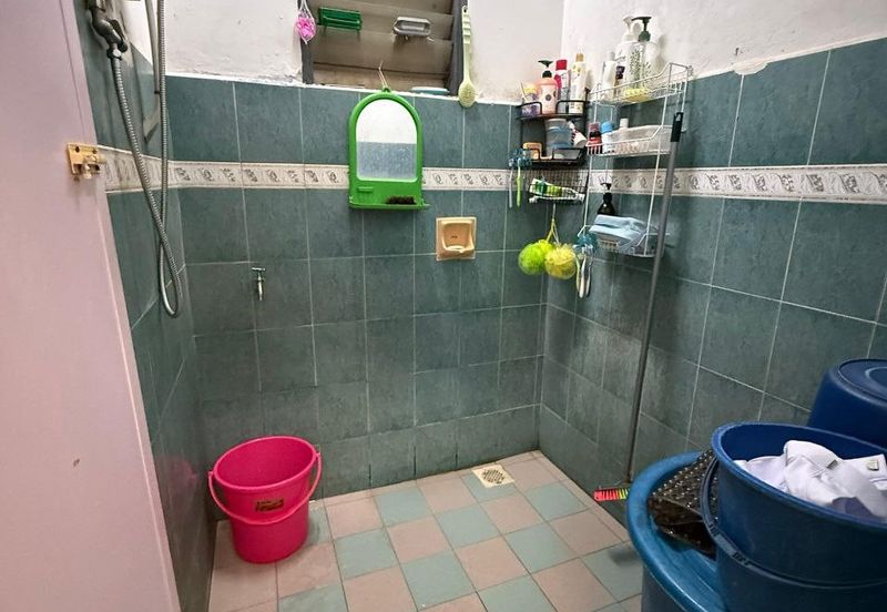 Taman Desa Keramat AU2