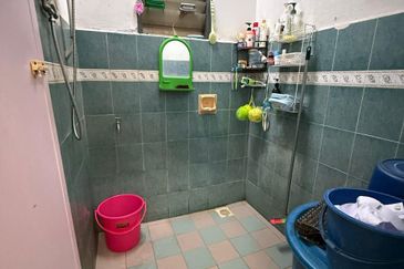 Taman Desa Keramat AU2