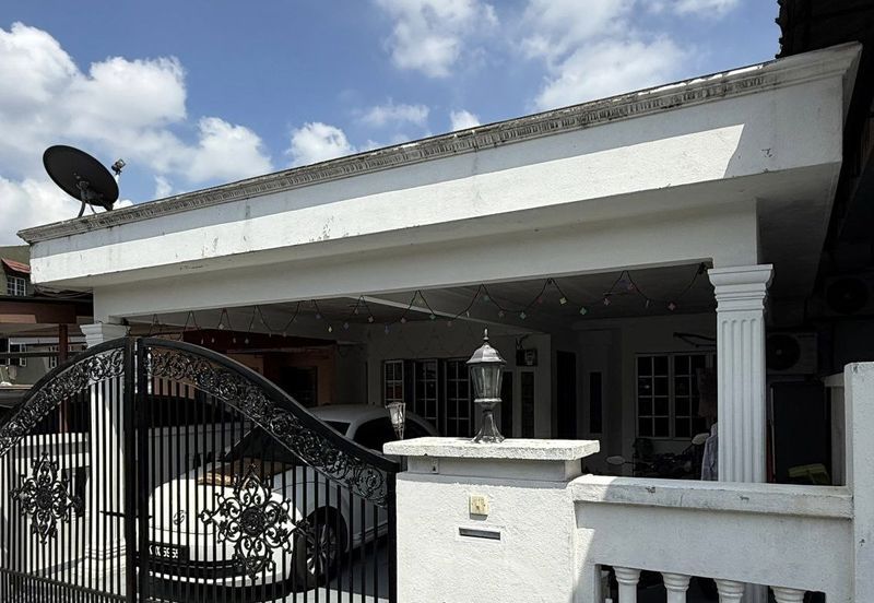 Taman Desa Keramat AU2