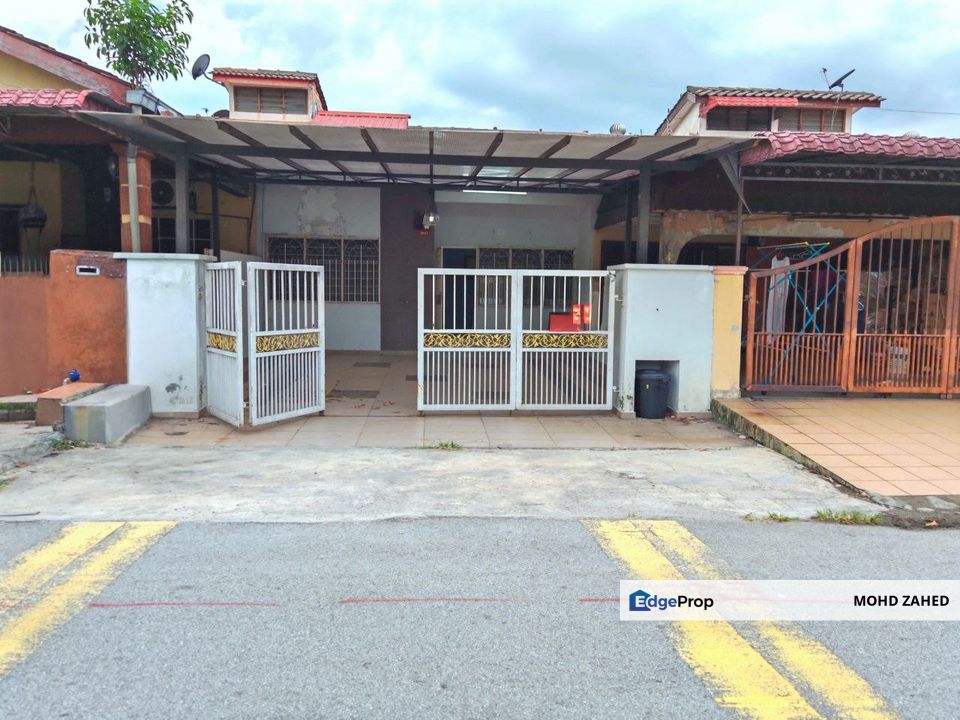 FACING OPEN PLAYGROUND Taman Sri Serdang Seri Kembangan Single Storey for Sale untuk dijual, Selangor, Seri Kembangan