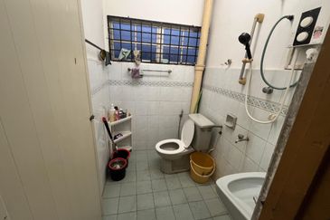 Taman Desa Keramat AU2