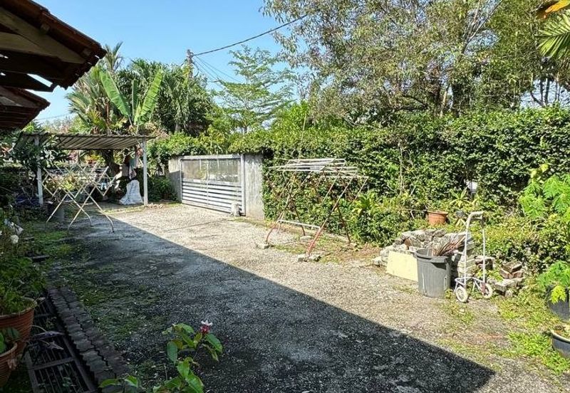 Kampung Tunku