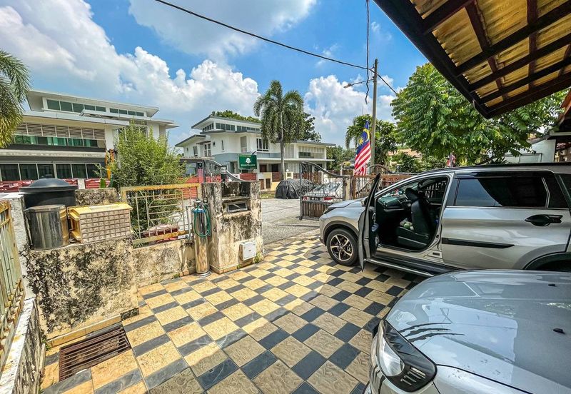 Jalan Sepah Puteri 5/12