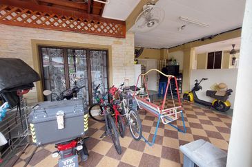 Seksyen 8, Kota Damansara