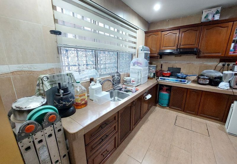 Seksyen 8, Kota Damansara