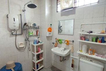 Seksyen 8, Kota Damansara