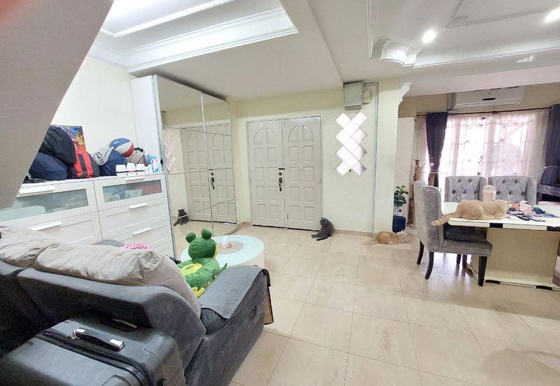 Seksyen 8, Kota Damansara