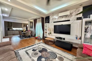 Taman Pinggiran Putra