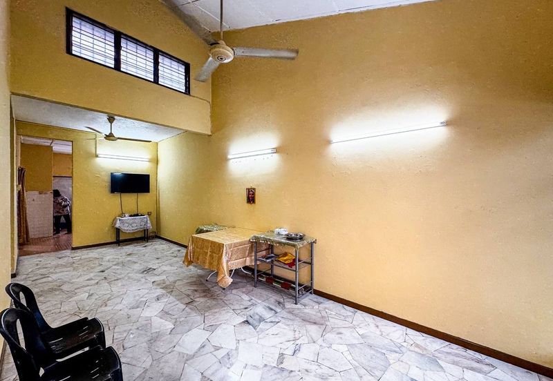 Taman Kinrara Seksyen 1