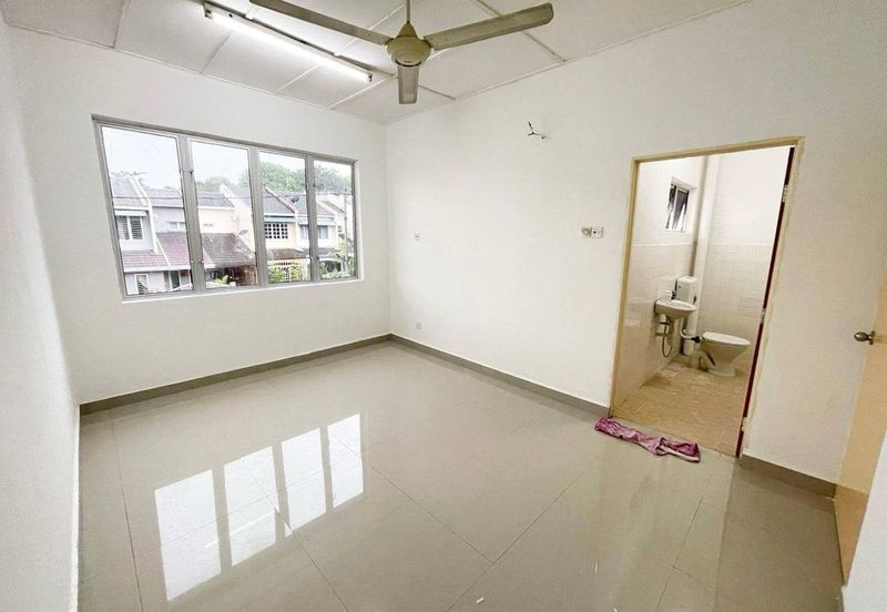 Taman Kinrara Seksyen 2