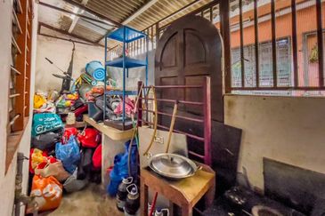 Kampung Tasik Tambahan