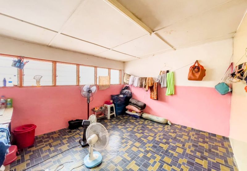 Kampung Tasik Tambahan