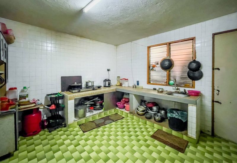 Kampung Tasik Tambahan