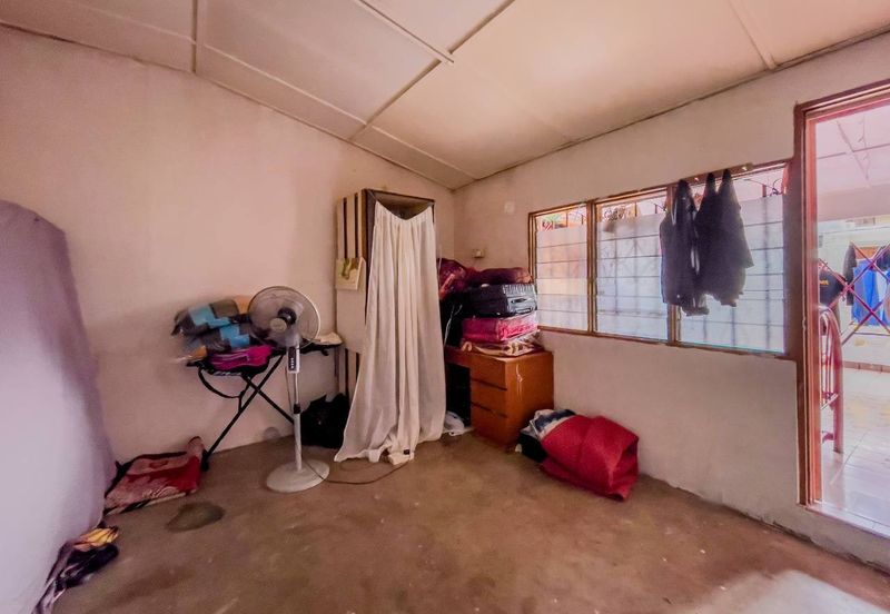 Kampung Tasik Tambahan