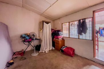 Kampung Tasik Tambahan