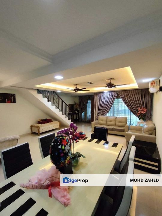 FULLY EXTENDED RENOVATED FACING OPEN Taman Sri Serdang Seri kembangan Double Storey for Sale untuk dijual, Selangor, Seri Kembangan
