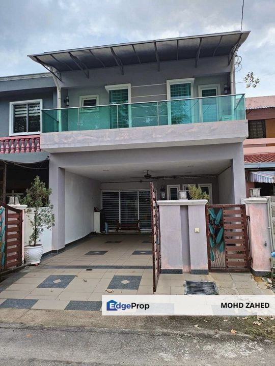 FULLY EXTENDED RENOVATED FACING OPEN Taman Sri Serdang Seri kembangan Double Storey for Sale untuk dijual, Selangor, Seri Kembangan