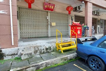 Ground floor Shoplot Bukit Pandan Cheras Kl for Sale untuk dijual