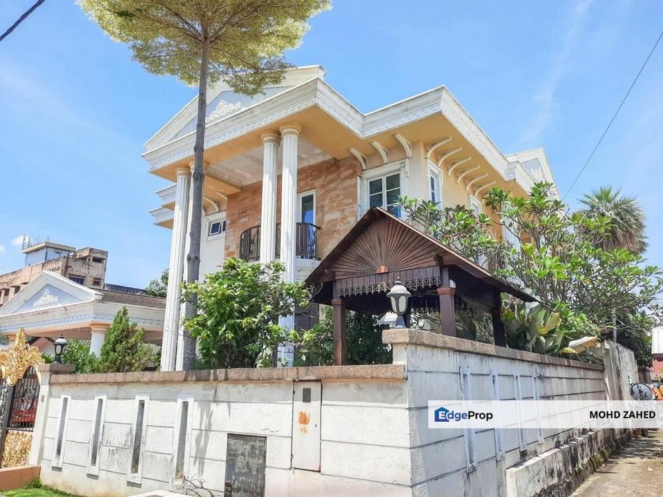 Bungalow Kampung Melayu Ampang Double Storey for Sale untuk dijual, Selangor, Ampang