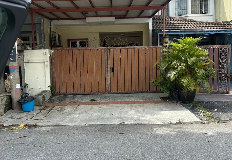 Bolton Industrial Park