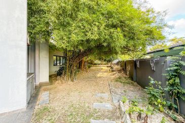 Seksyen 18, Petaling Jaya