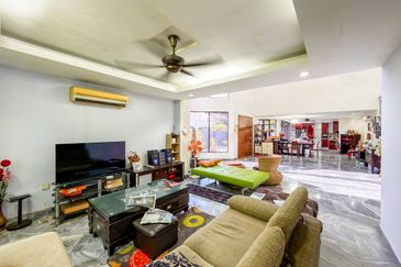 Seksyen 18, Petaling Jaya