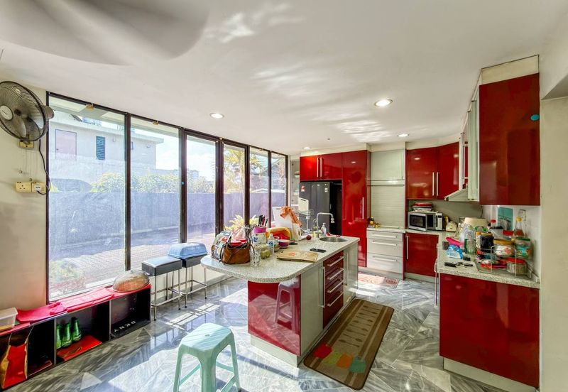 Seksyen 18, Petaling Jaya