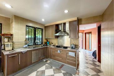 Seksyen 18, Petaling Jaya