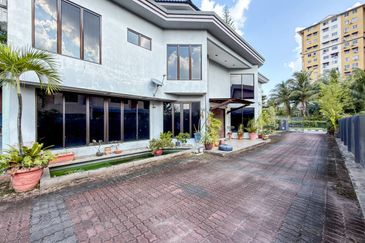 Seksyen 18, Petaling Jaya