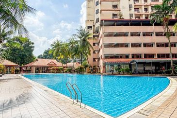 Bayu Tasik Condominium