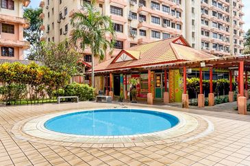 Bayu Tasik Condominium