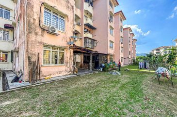 Pangsapuri Sri Raya, Ukay Perdana