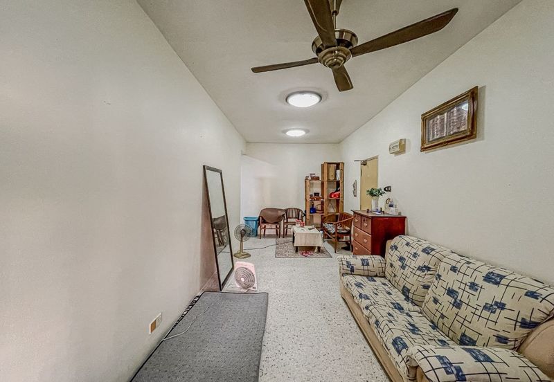 Pangsapuri Sri Raya, Ukay Perdana