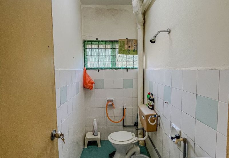 Pangsapuri Sri Raya, Ukay Perdana