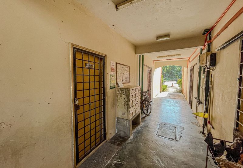 Pangsapuri Sri Raya, Ukay Perdana