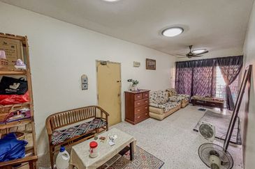 Pangsapuri Sri Raya, Ukay Perdana