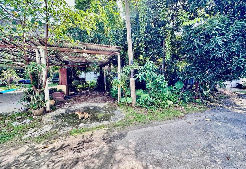 AU 1 (Datuk Keramat)