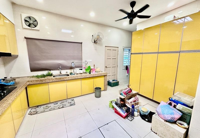 AU 1 (Datuk Keramat)