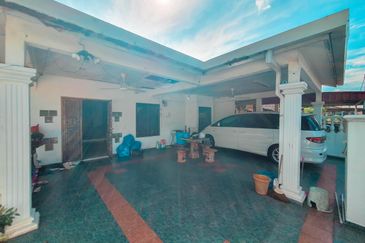 Bolton Industrial Park