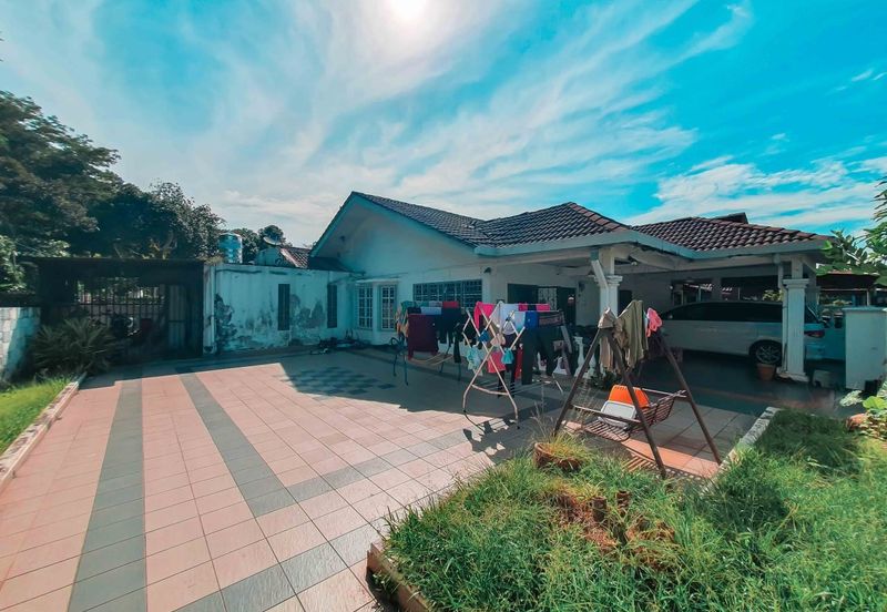 Bolton Industrial Park