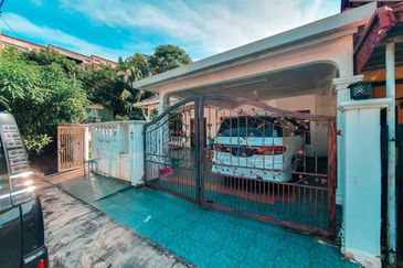 Bolton Industrial Park