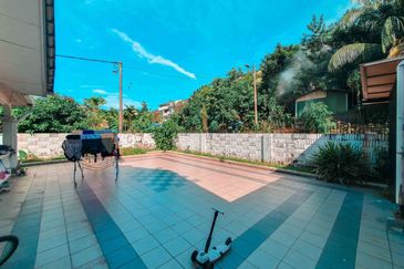 Bolton Industrial Park