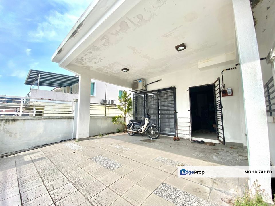 END LOT Taman Dato Demang Bandar Putra permai Seri kembangan double Storey for Sale untuk dijual, Selangor, Seri Kembangan