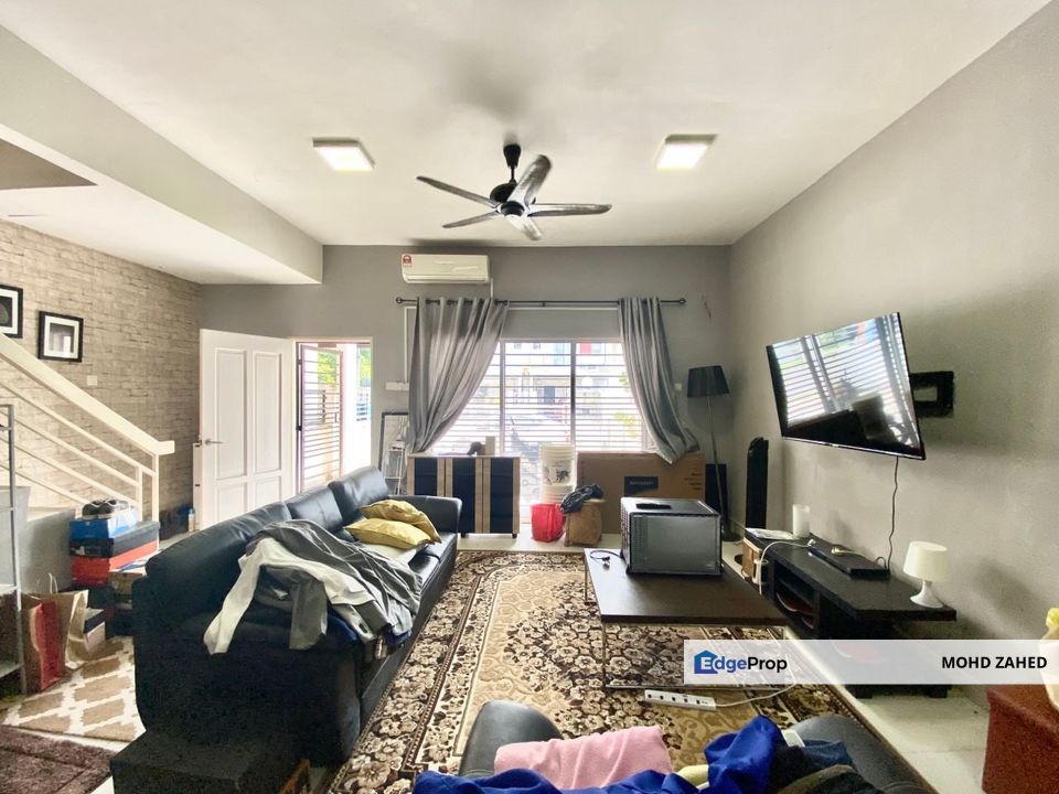 END LOT Taman Dato Demang Bandar Putra permai Seri kembangan double Storey for Sale untuk dijual, Selangor, Seri Kembangan